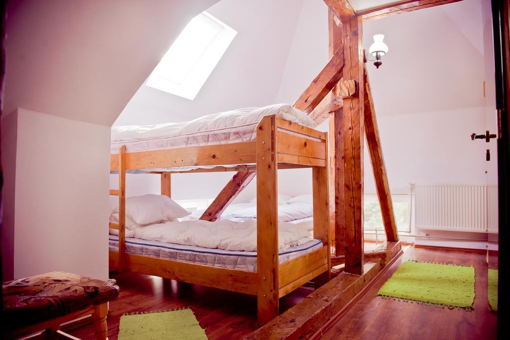 Pension Cabana Cetatile Ponorului Padis Room photo